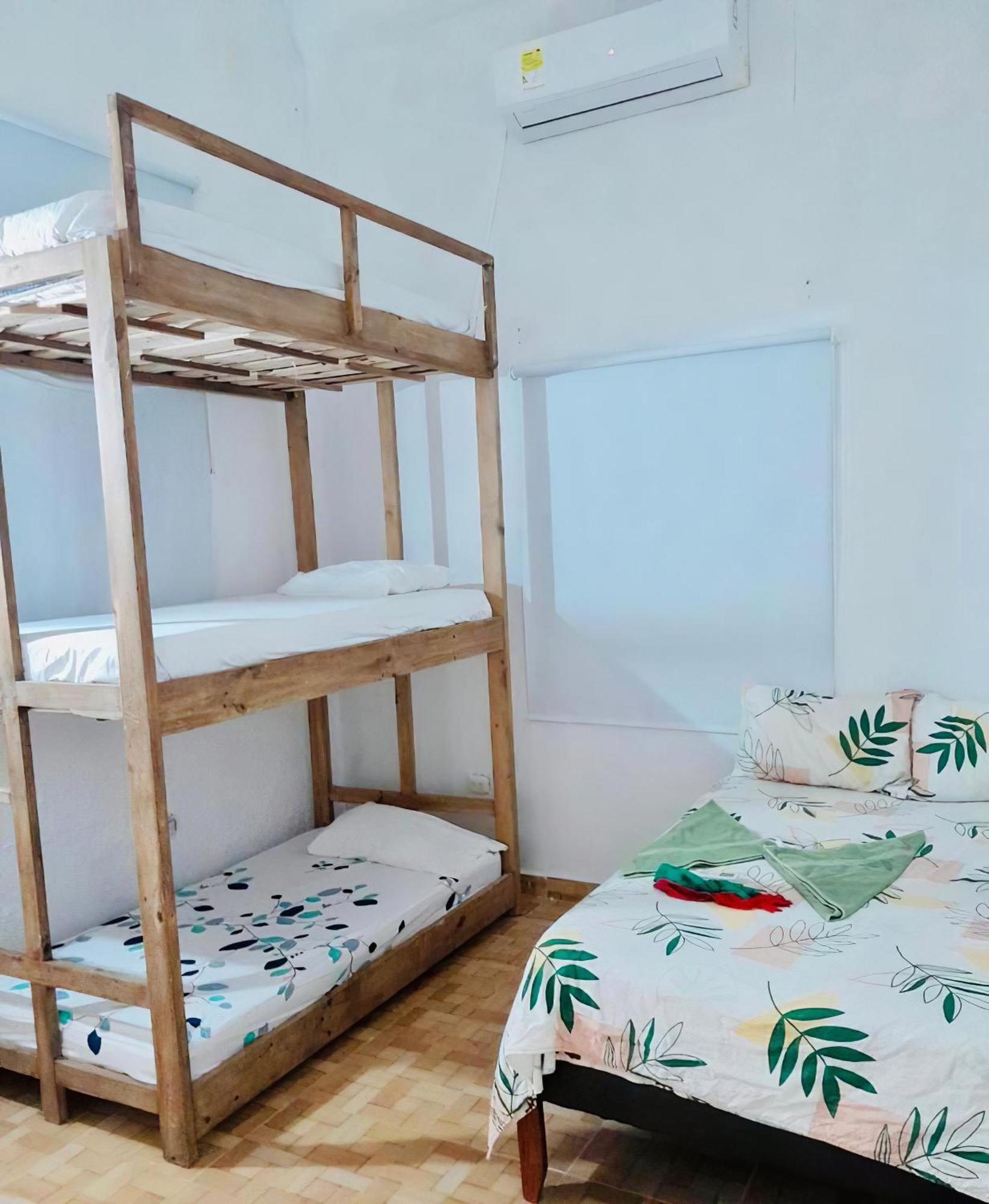 Hostal Badillo Sv Cartagena Eksteriør billede