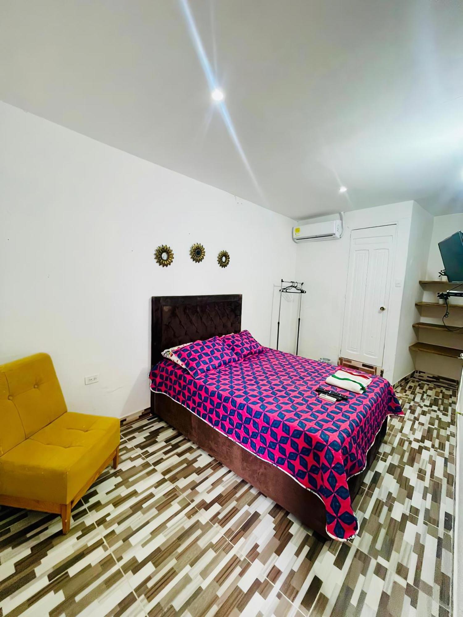 Hostal Badillo Sv Cartagena Eksteriør billede